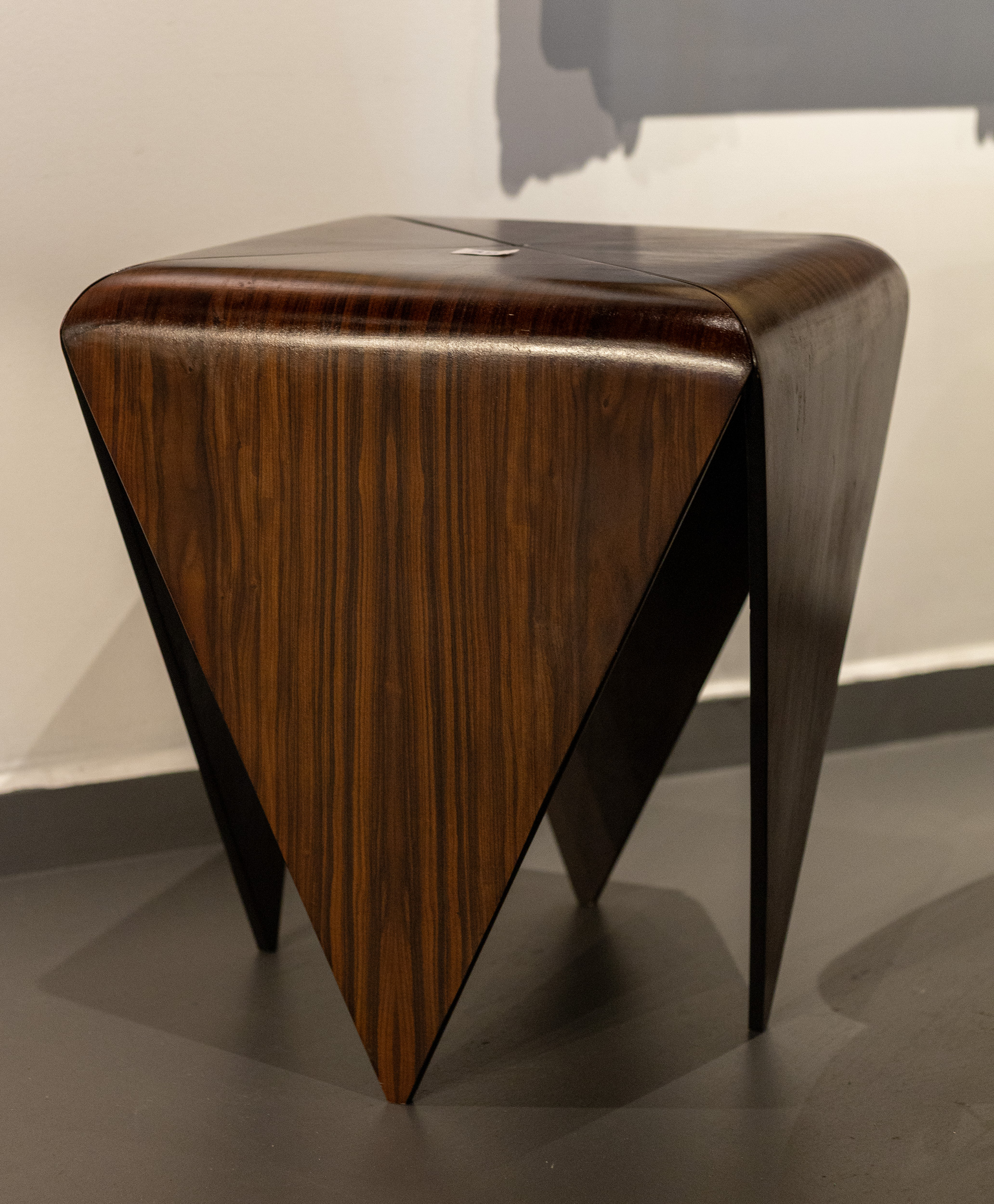 Mesa Lateral Pétala